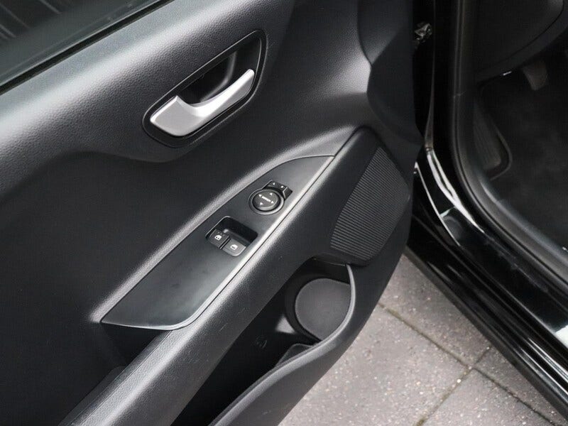 Kia Rio (16)