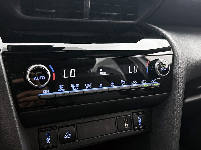 Toyota Yaris Cross (11)