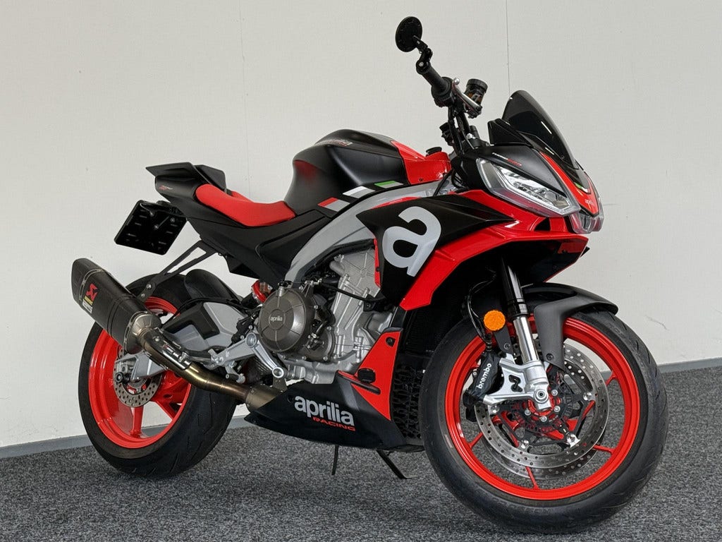 Aprilia Tuono 660