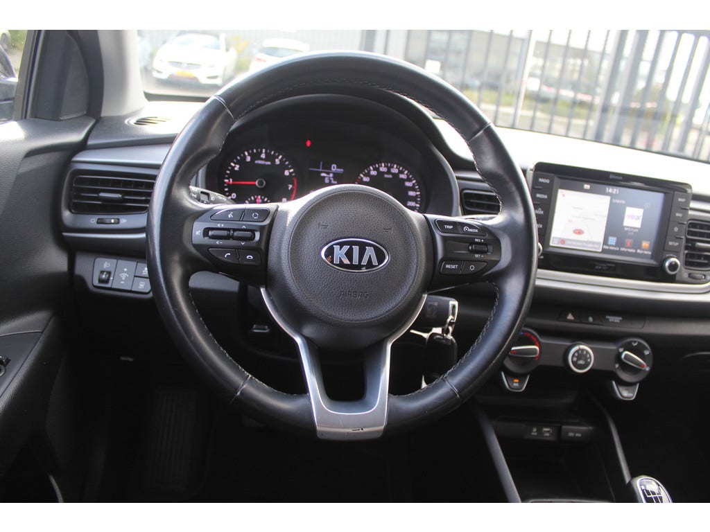Kia Rio (12)