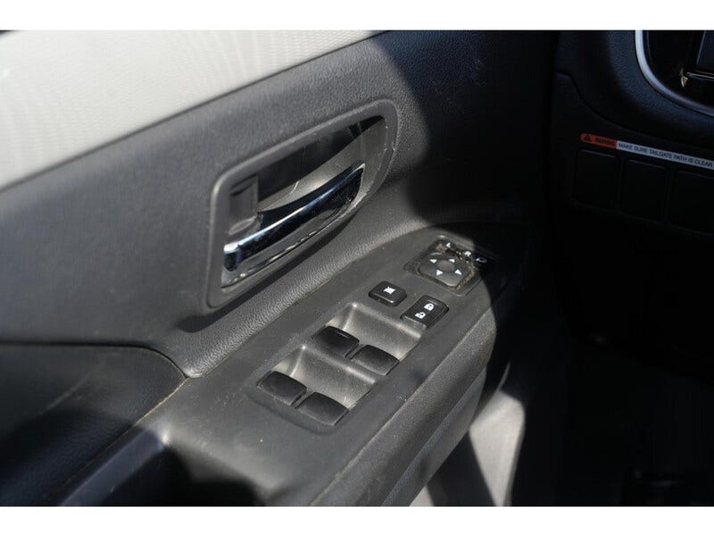 Mitsubishi Outlander (21)