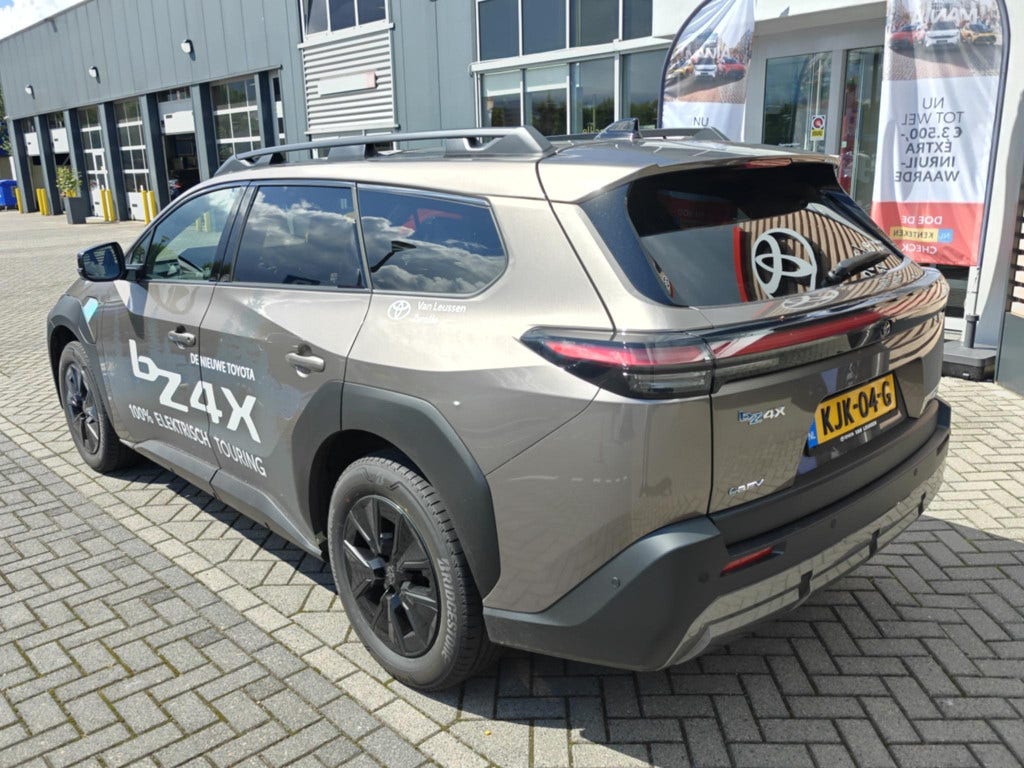 Toyota bZ4X (6)
