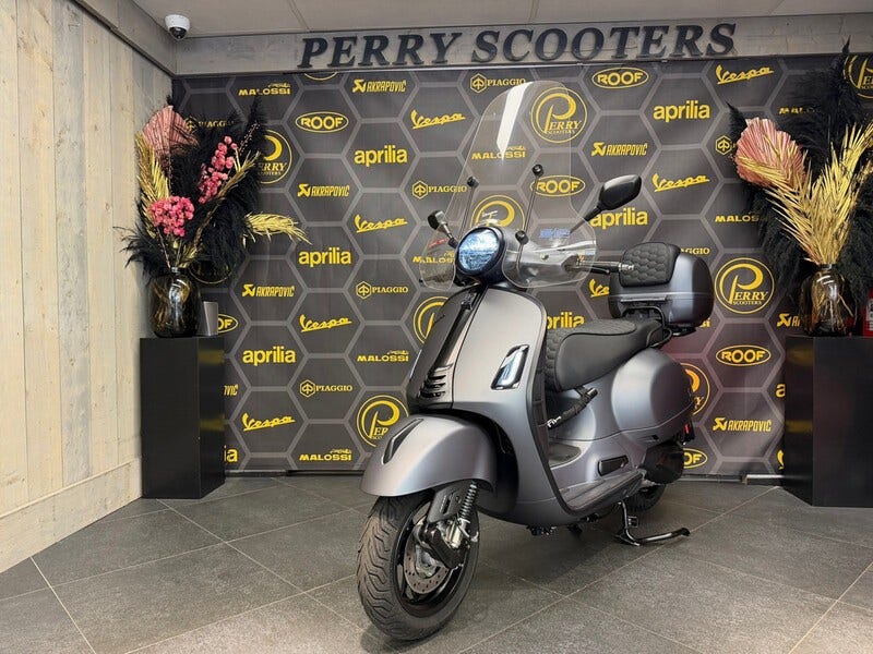 Vespa GTS