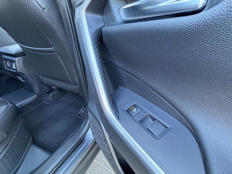 Toyota RAV4 (20)