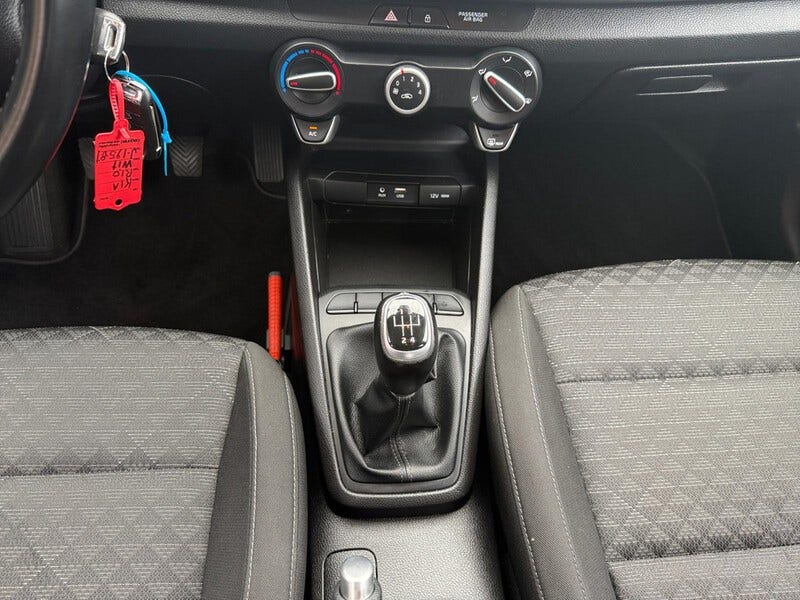 Kia Rio (8)