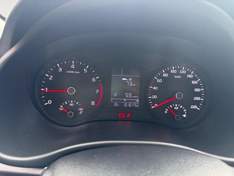 Kia Rio (19)