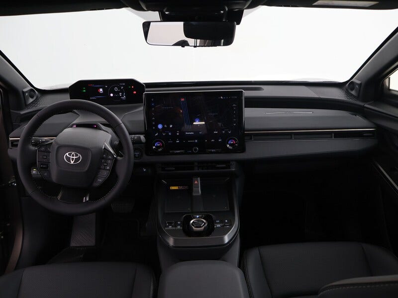Toyota bZ4X (4)