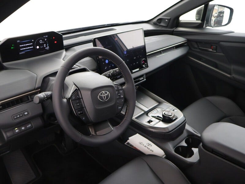 Toyota bZ4X (6)