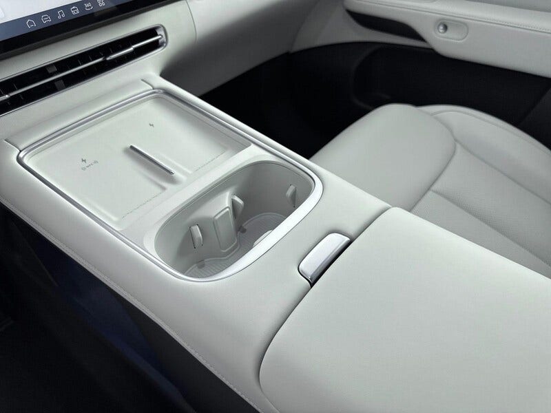 XPENG G6 (21)