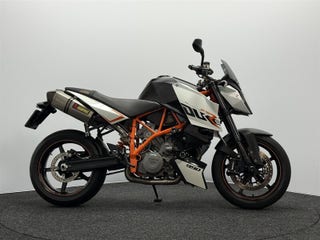 KTM 990