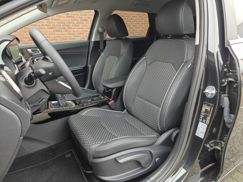 Kia Ceed Sportswagon (8)