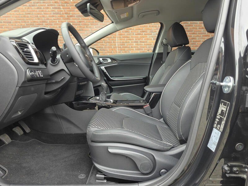 Kia Ceed Sportswagon (9)