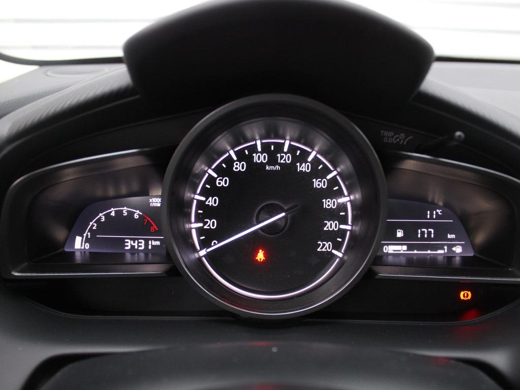 Mazda 2 (12)