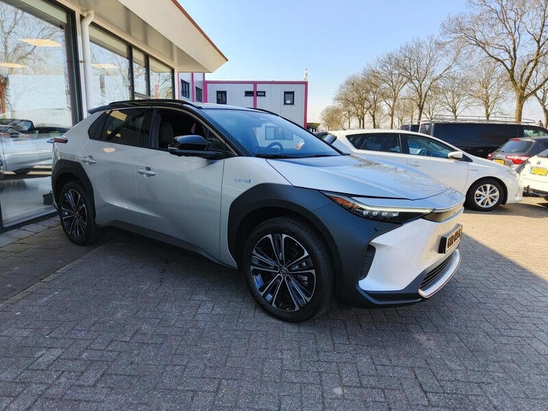Toyota bZ4X (9)