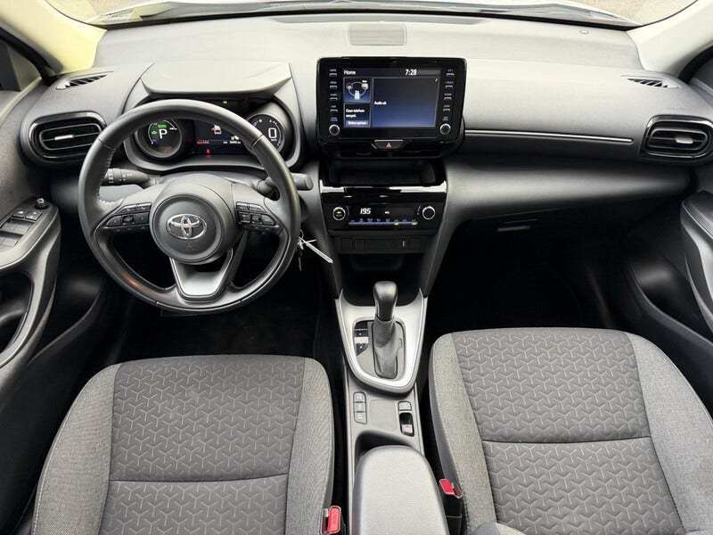 Toyota Yaris Cross (10)