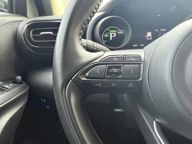 Toyota Yaris Cross (12)