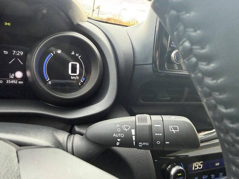 Toyota Yaris Cross (15)