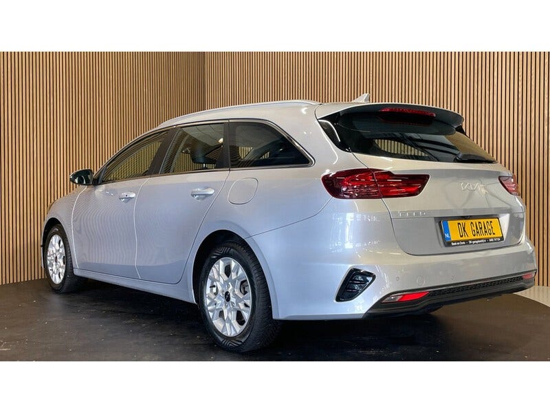 Kia Ceed Sportswagon (15)