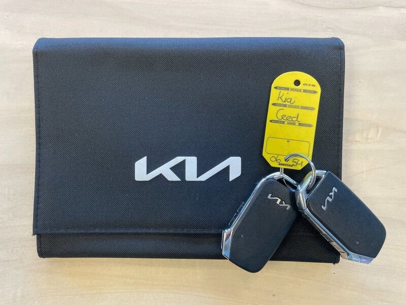 Kia Ceed Sportswagon (16)