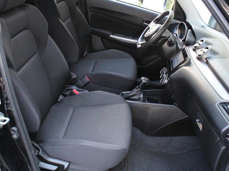 Suzuki Swift (7)