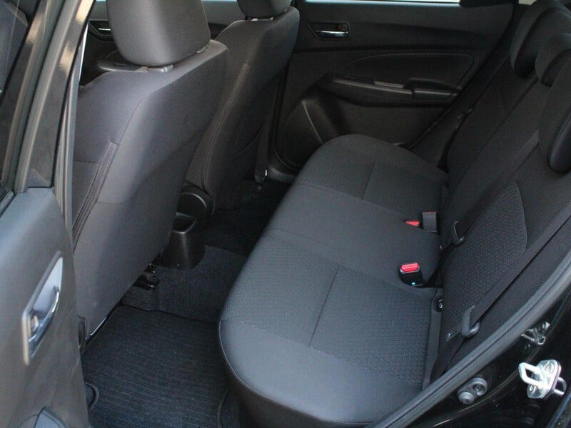 Suzuki Swift (8)