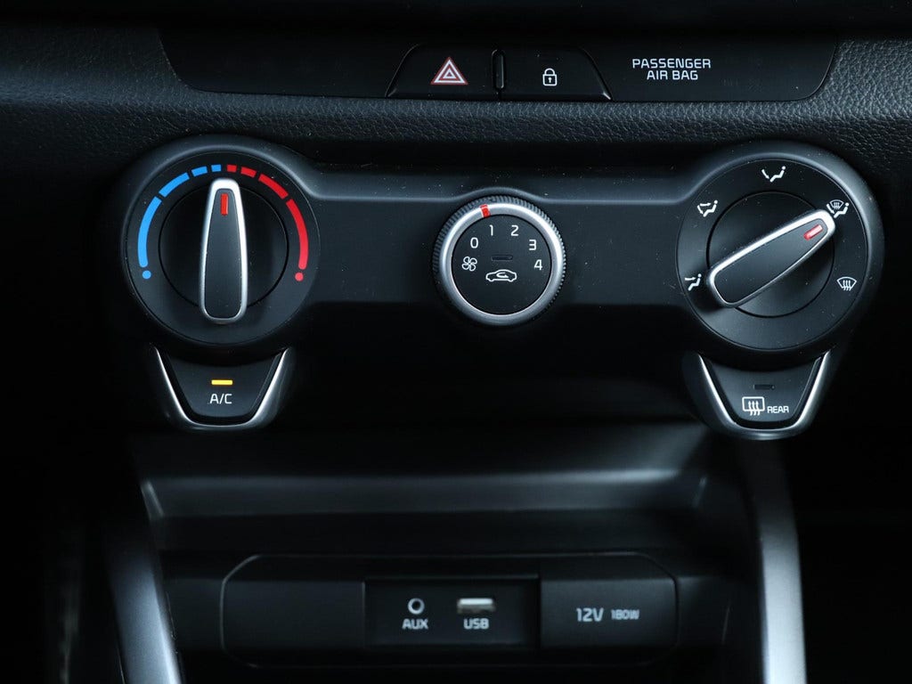 Kia Rio (19)