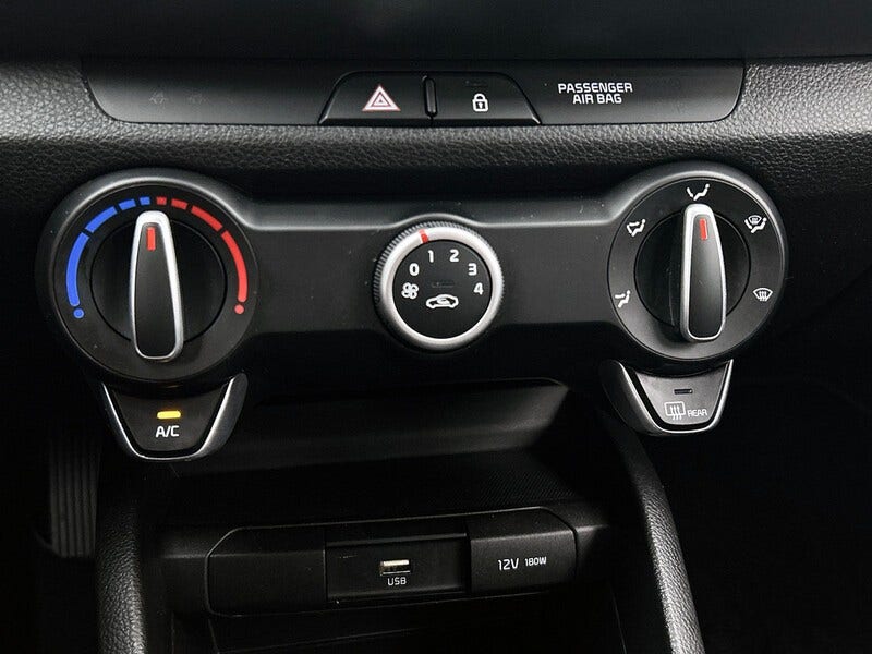 Kia Stonic (10)