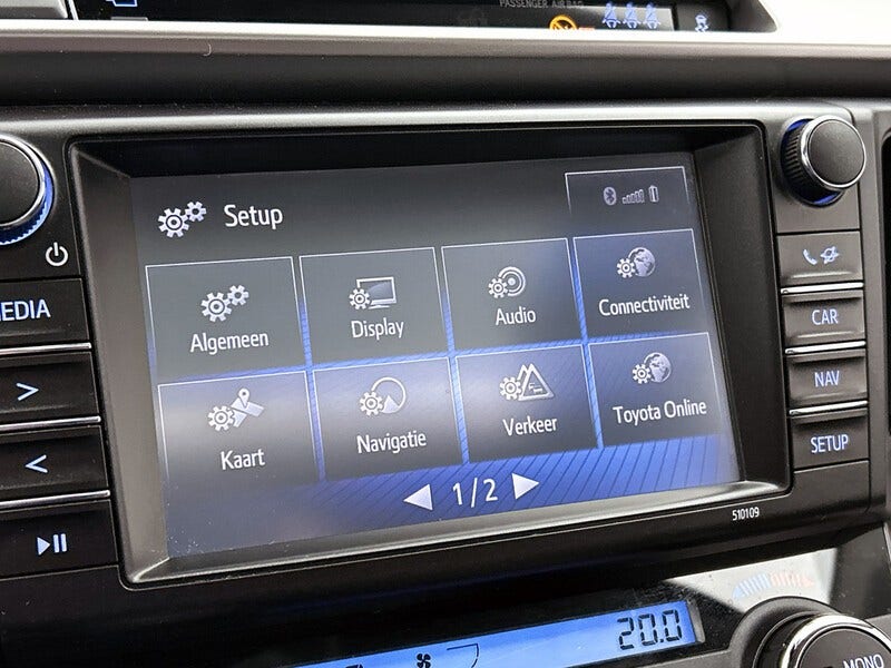 Toyota RAV4 (9)