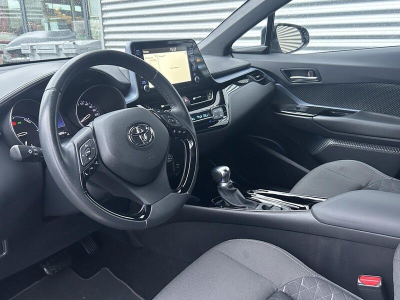 Toyota C-HR (8)