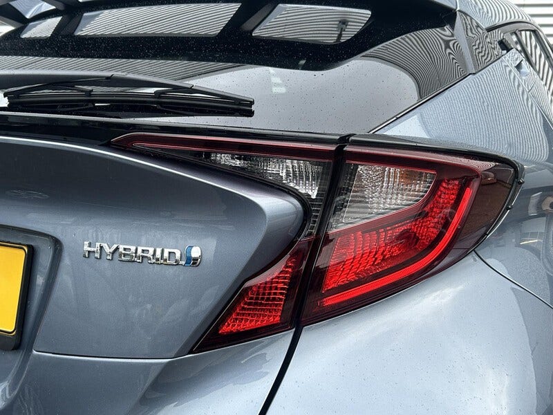 Toyota C-HR (24)