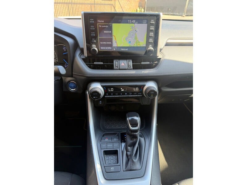 Toyota RAV4 (16)