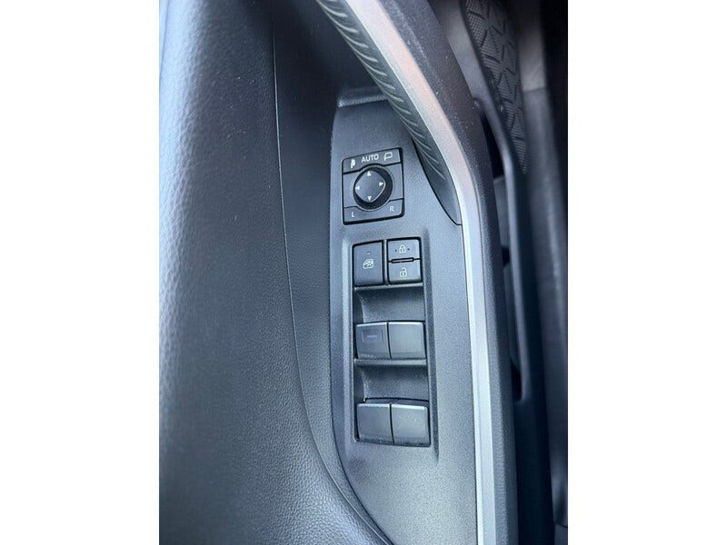 Toyota RAV4 (17)