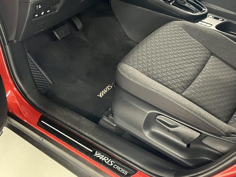 Toyota Yaris Cross (14)