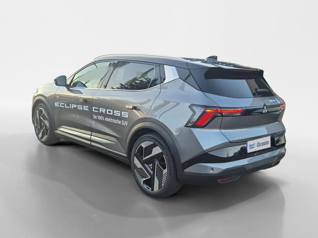 Mitsubishi Eclipse Cross (2)