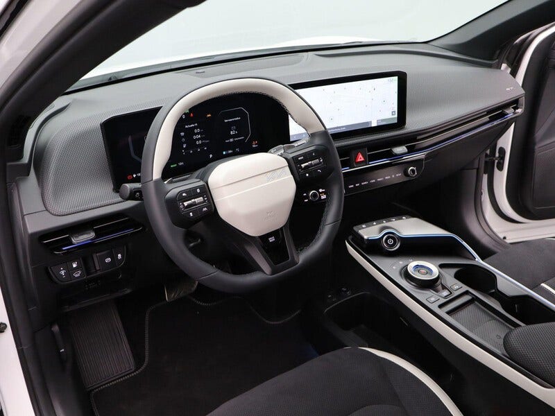Kia EV6 (3)