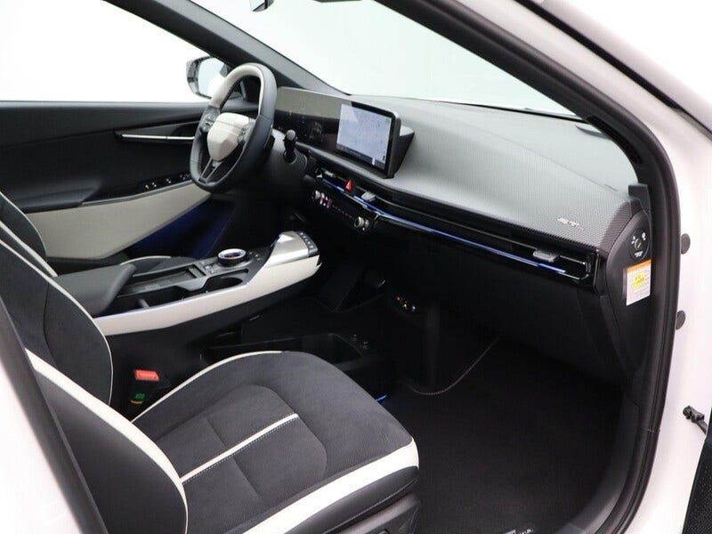 Kia EV6 (6)