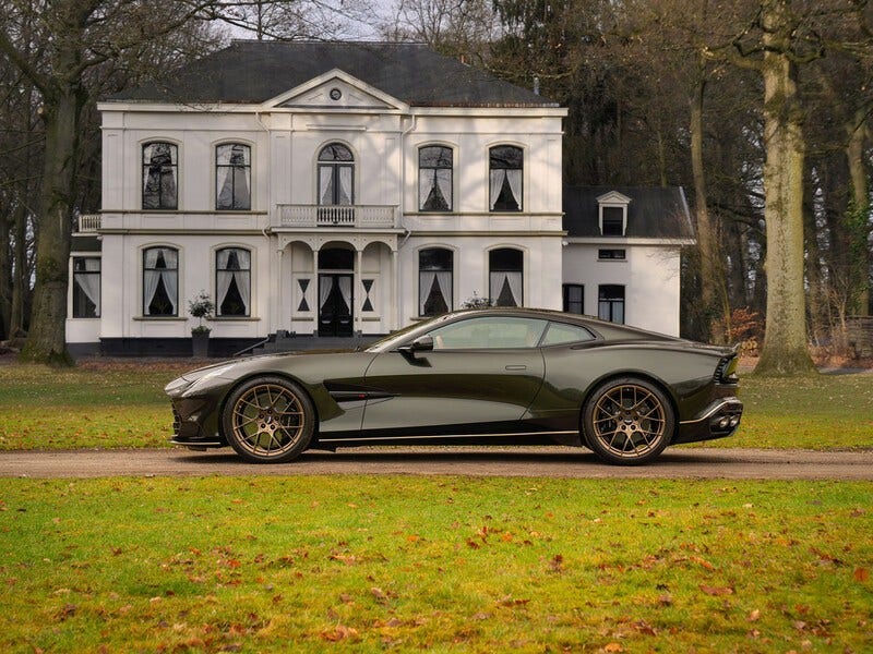 Aston Martin Vanquish