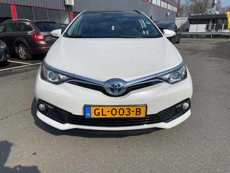 Toyota Auris (8)