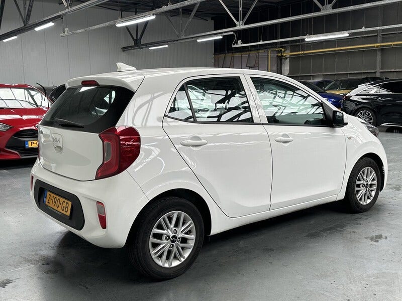 Kia Picanto (20)