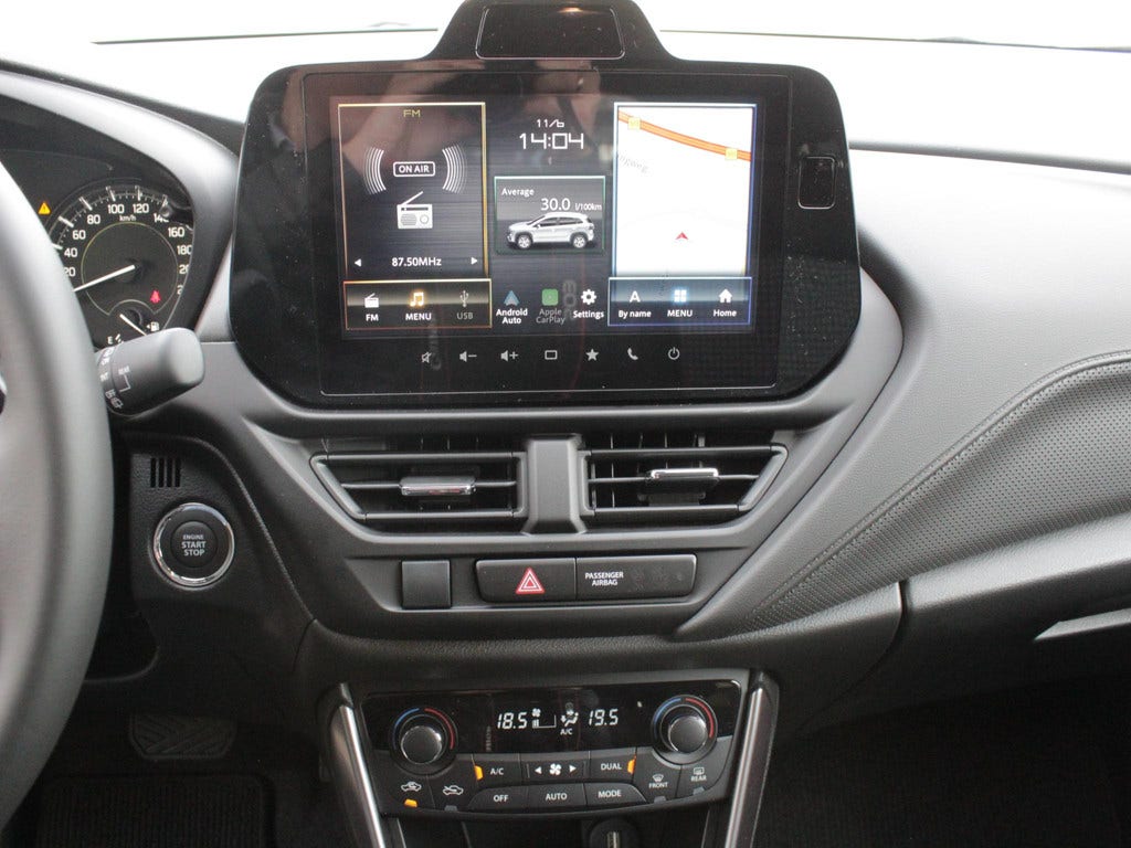 Suzuki Cross (5)
