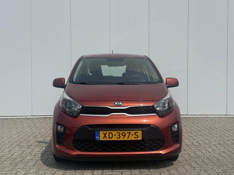 Kia Picanto (2)