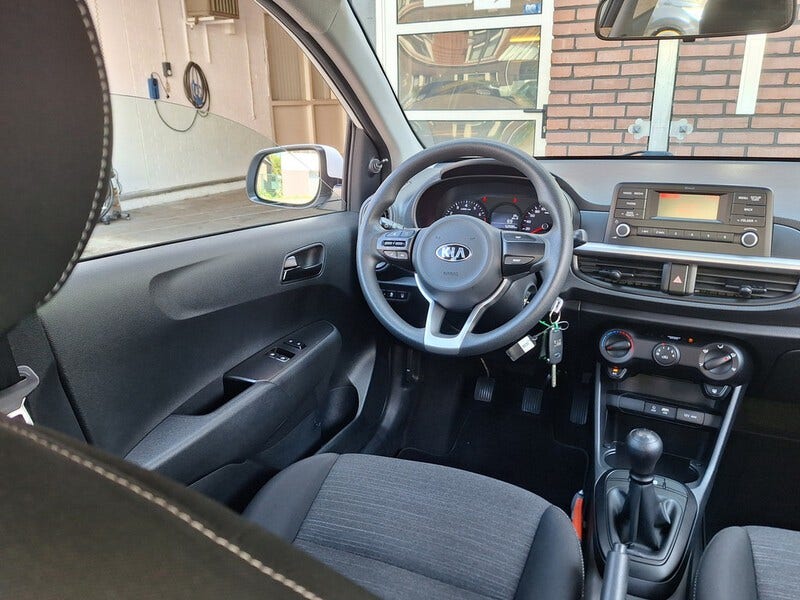 Kia Picanto (12)