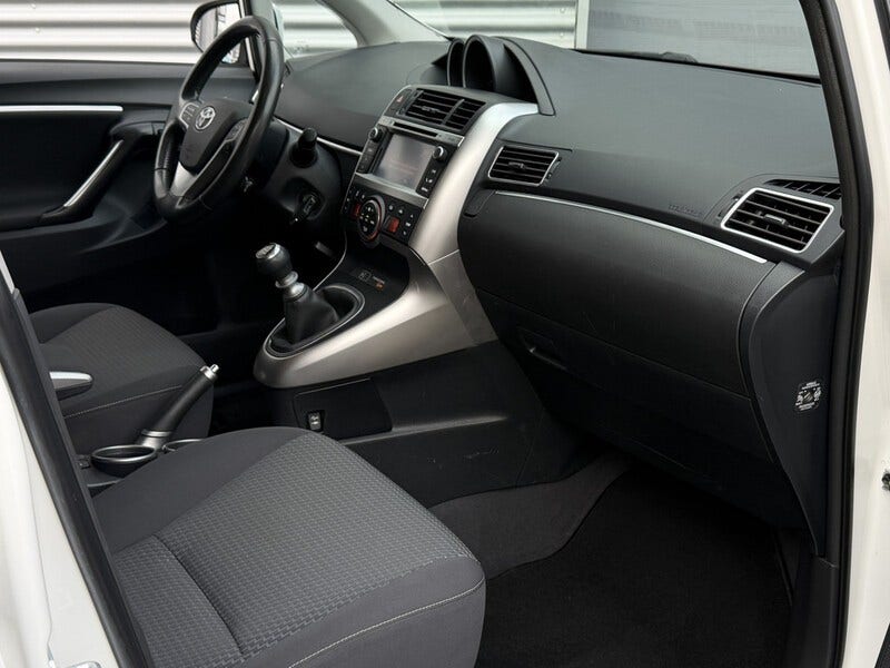 Toyota Verso (6)