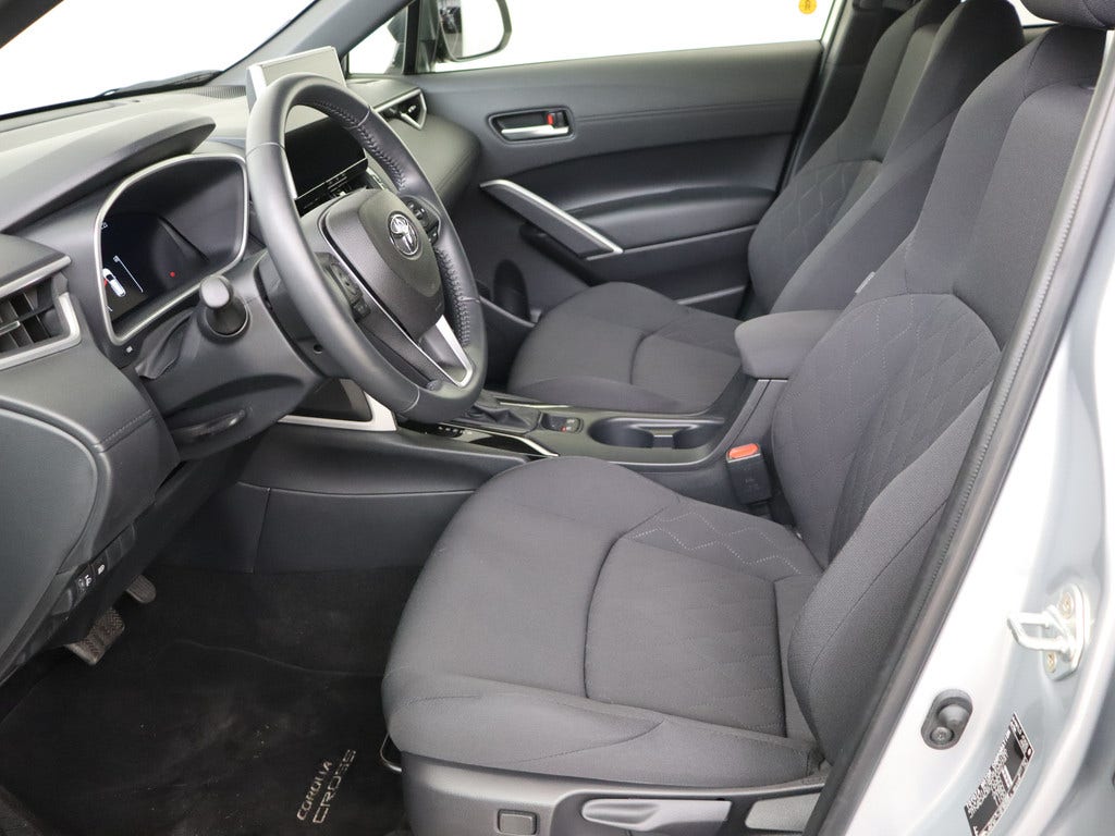 Toyota Corolla Cross (13)