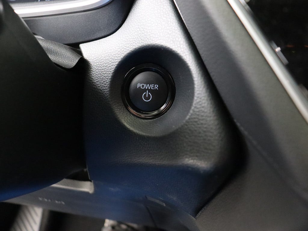 Toyota Corolla Cross (22)