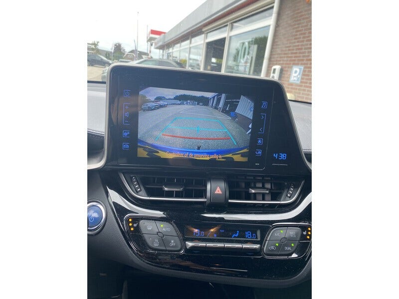 Toyota C-HR (22)