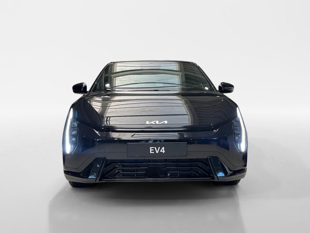 Kia EV4 (2)