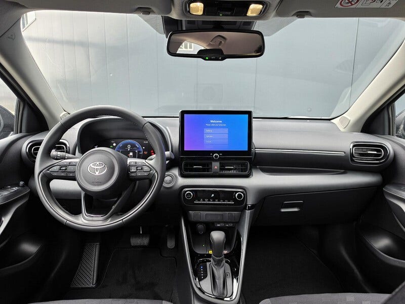 Toyota Yaris (7)