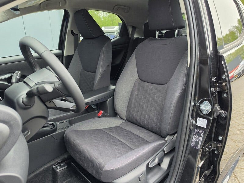 Toyota Yaris (11)