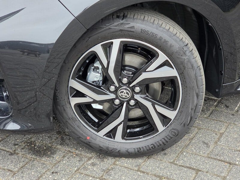 Toyota Yaris (2)
